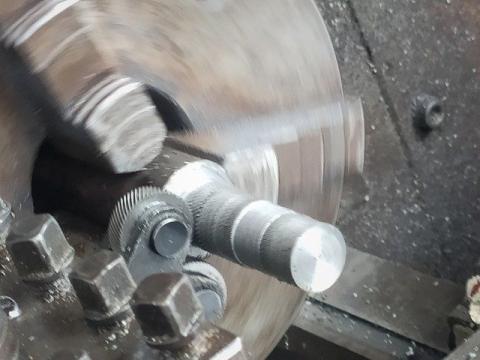 304 六角棒用半年就出锈点？26 年老厂教你选对高精度研磨棒不踩雷